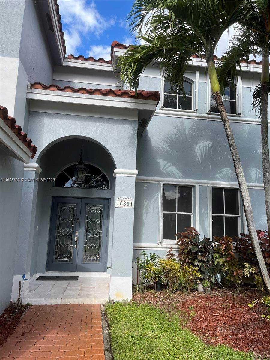 https://bt-photos.global.ssl.fastly.net/miami/orig_boomver_1_A11903755-2.jpg