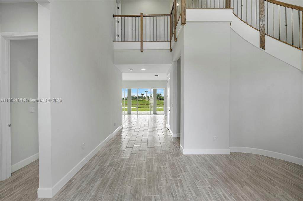 https://bt-photos.global.ssl.fastly.net/miami/orig_boomver_1_A11904185-2.jpg