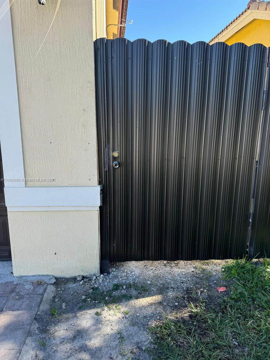 29621 165th Ct - Photo 1