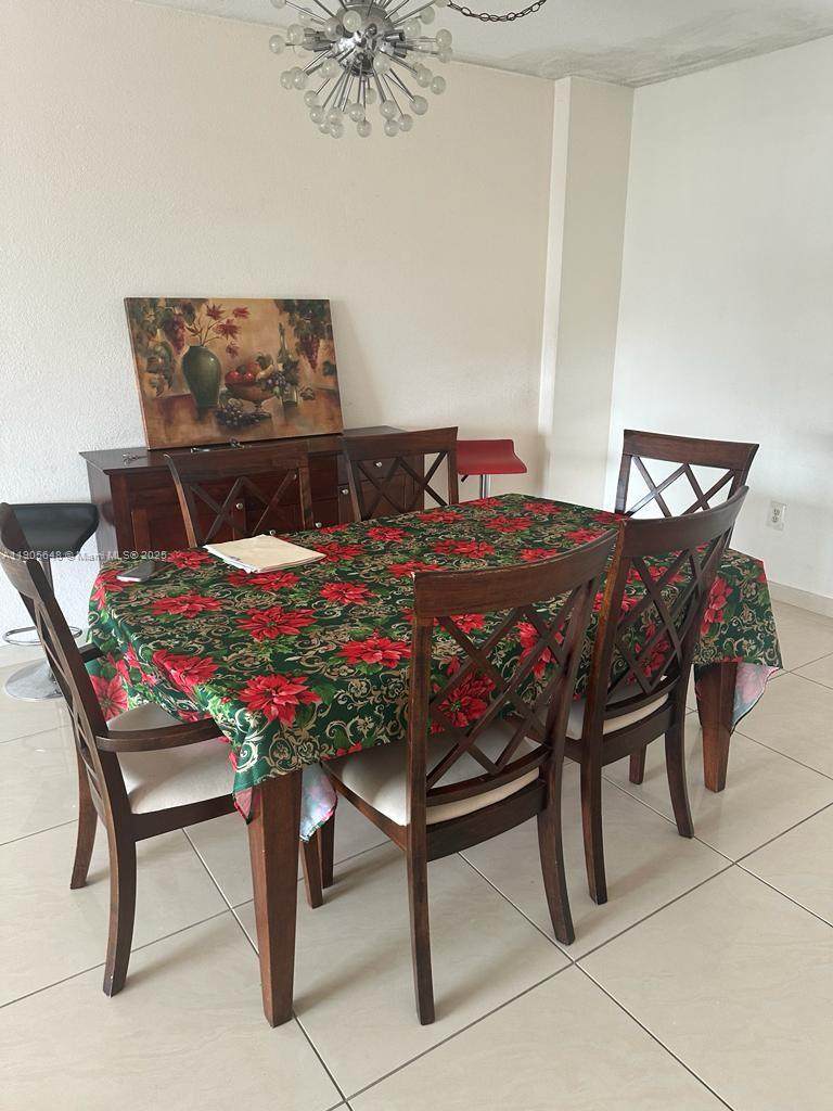 https://bt-photos.global.ssl.fastly.net/miami/1280_boomver_1_A11905648-2.jpg