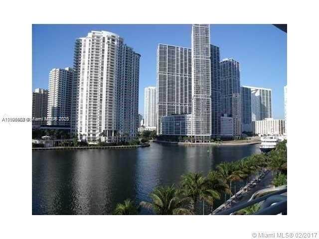 325 Biscayne Blvd - Photo 1