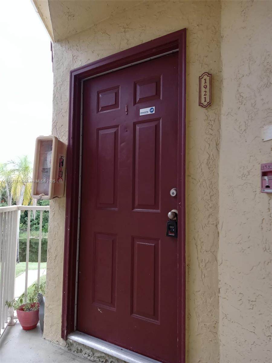 595 Vista Isles Dr - Photo 1