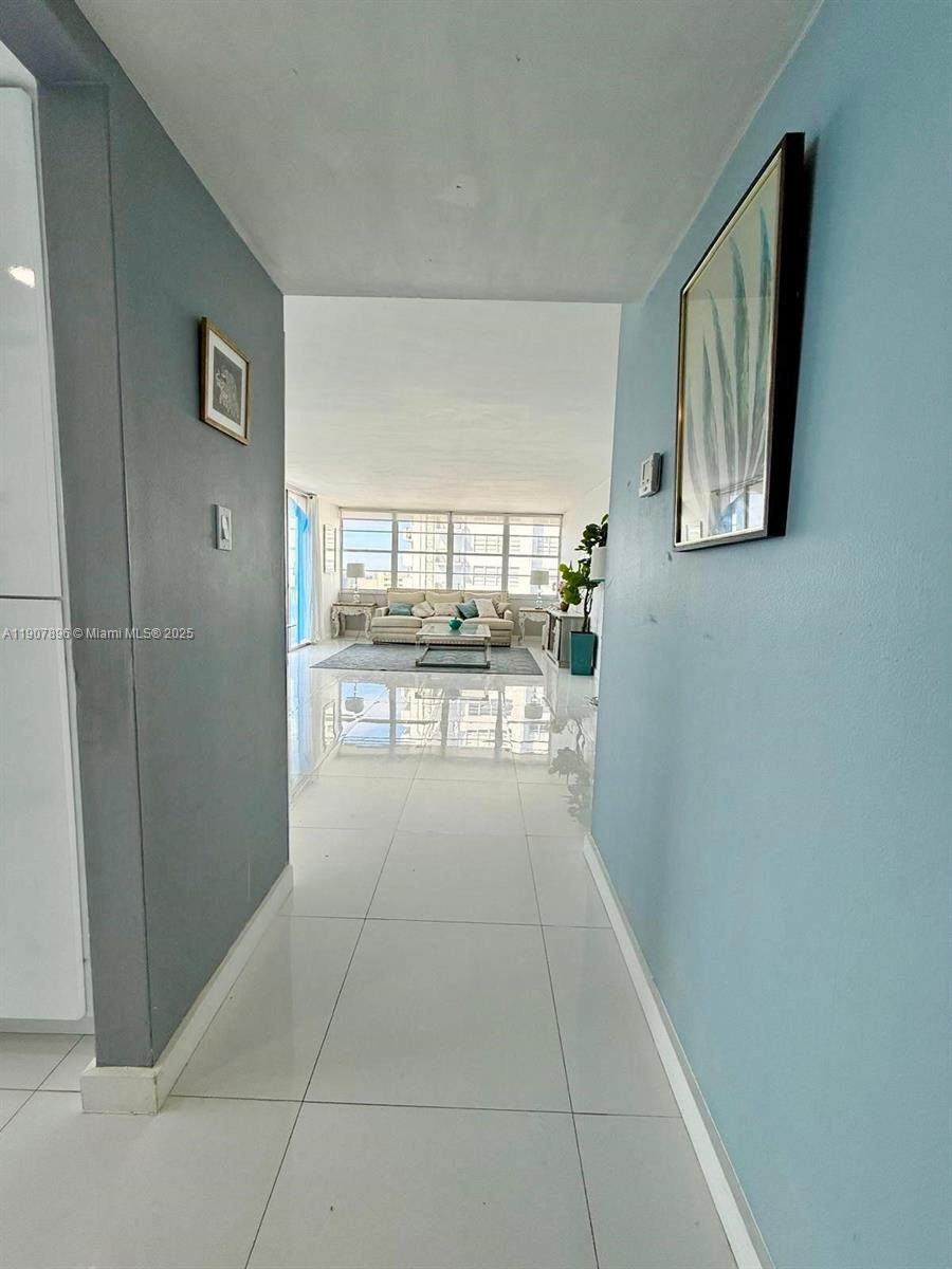 https://bt-photos.global.ssl.fastly.net/miami/orig_boomver_1_A11907896-2.jpg