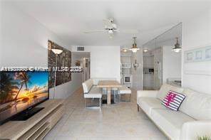 https://bt-photos.global.ssl.fastly.net/miami/orig_boomver_1_A11907960-2.jpg