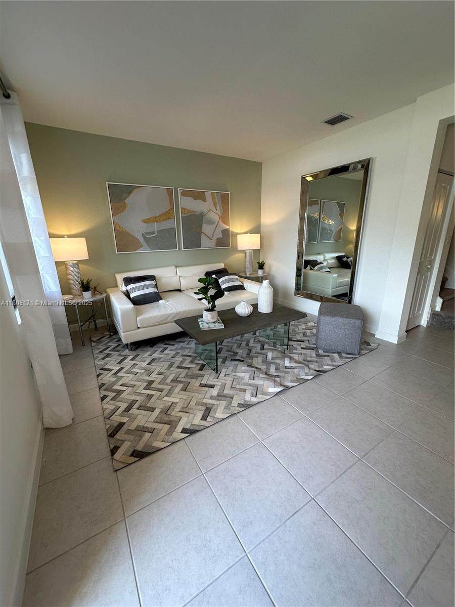 https://bt-photos.global.ssl.fastly.net/miami/orig_boomver_1_A11908171-2.jpg