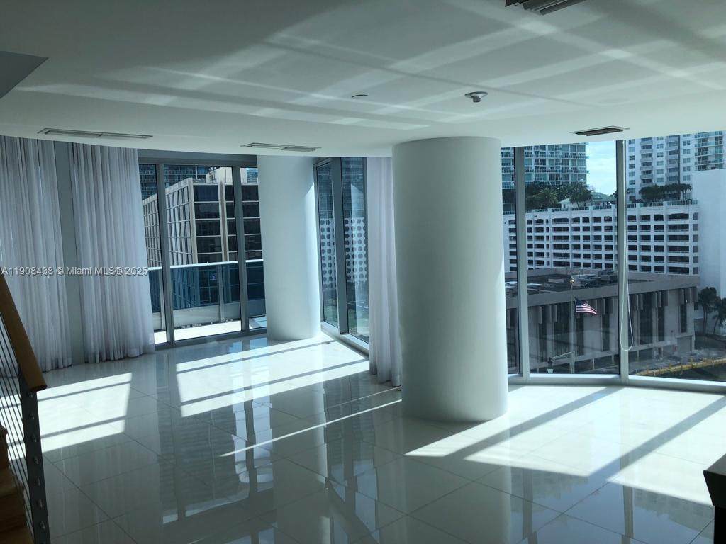 200 Biscayne Boulevard Way - Photo 1