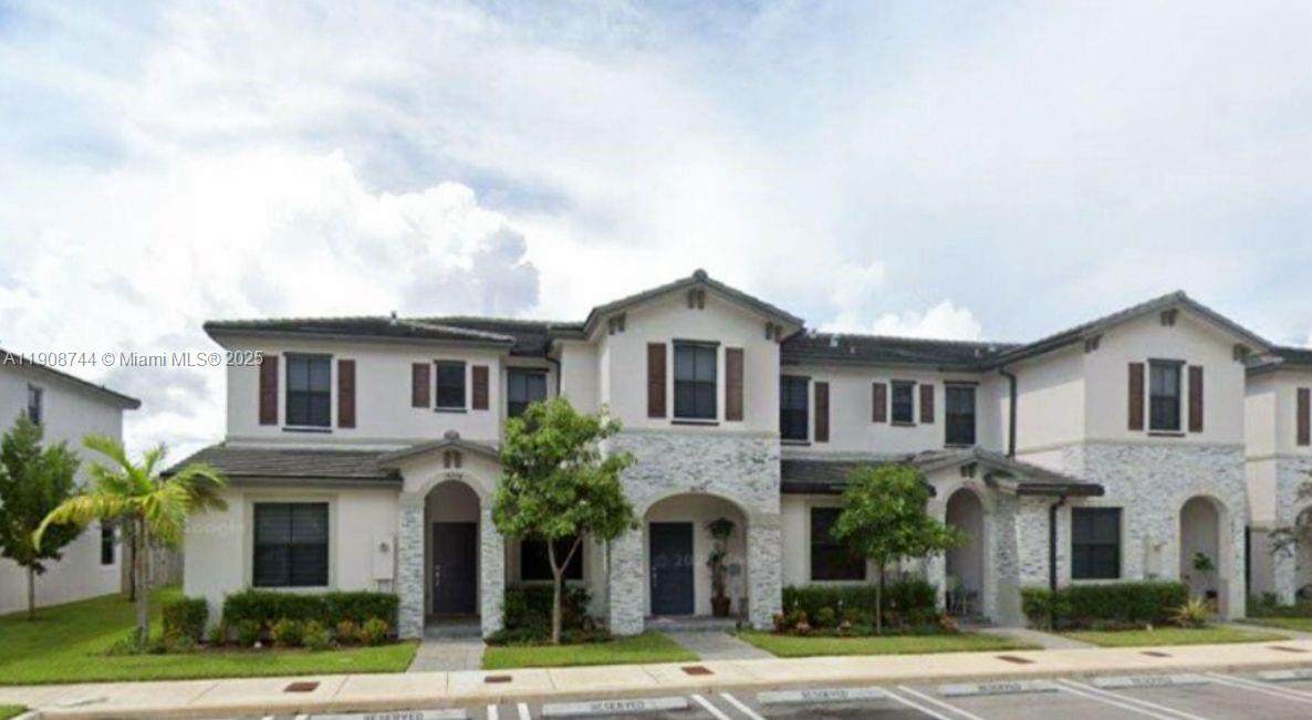 18240 148th Rd - Photo 1