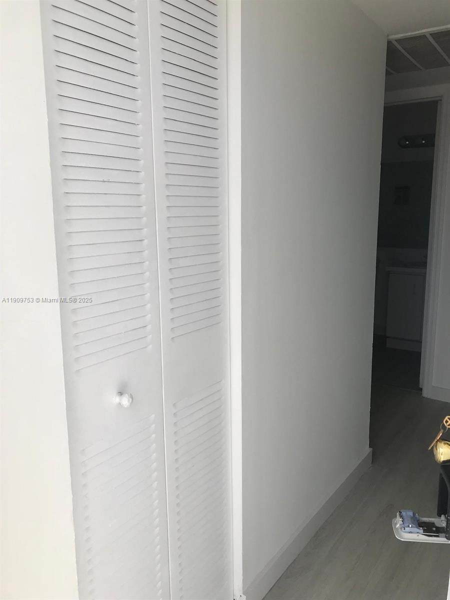 https://bt-photos.global.ssl.fastly.net/miami/orig_boomver_1_A11909753-2.jpg