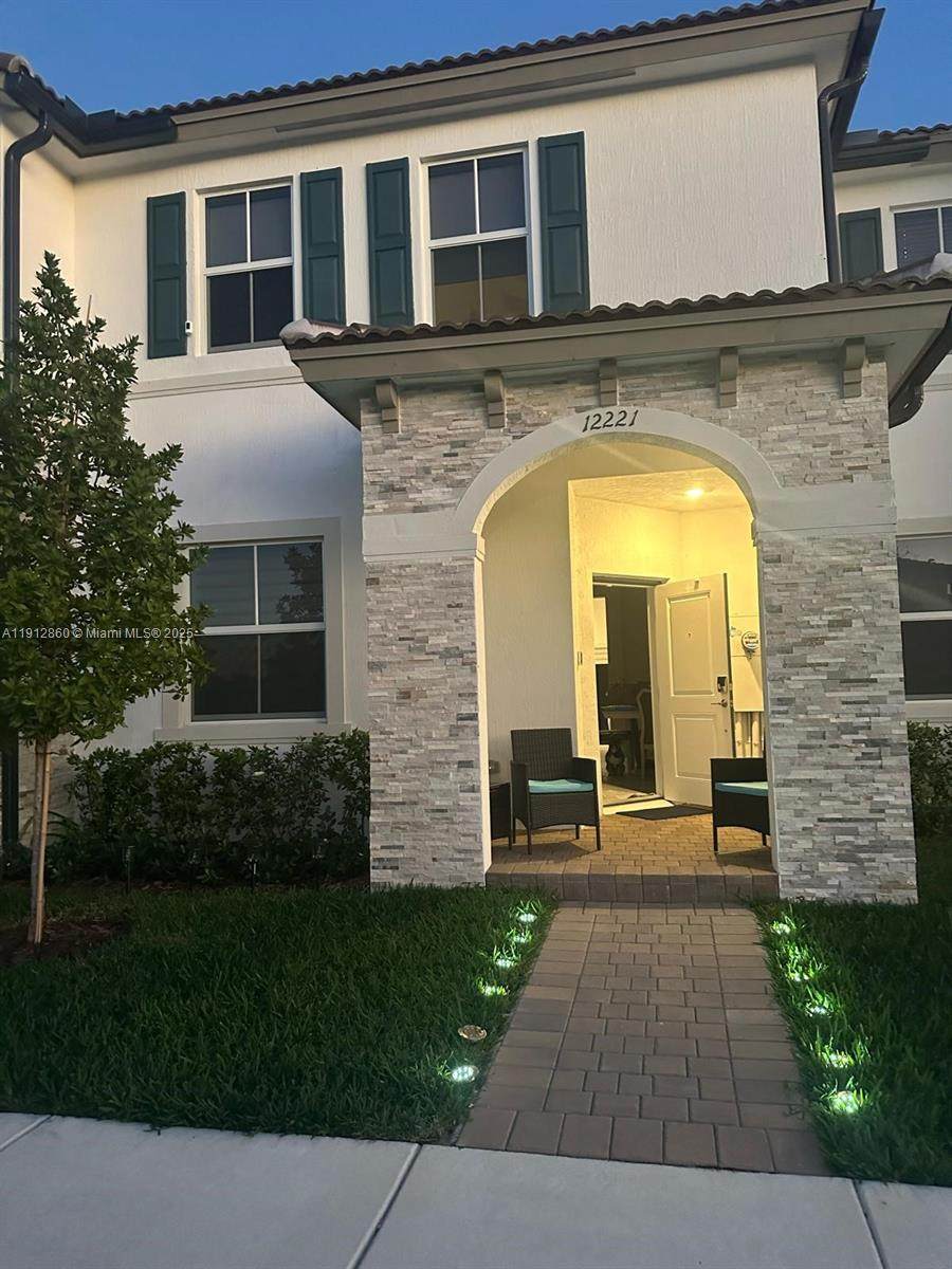 12221 23rd Pl - Photo 1