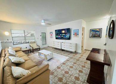 https://bt-photos.global.ssl.fastly.net/miami/orig_boomver_1_A11913051-2.jpg