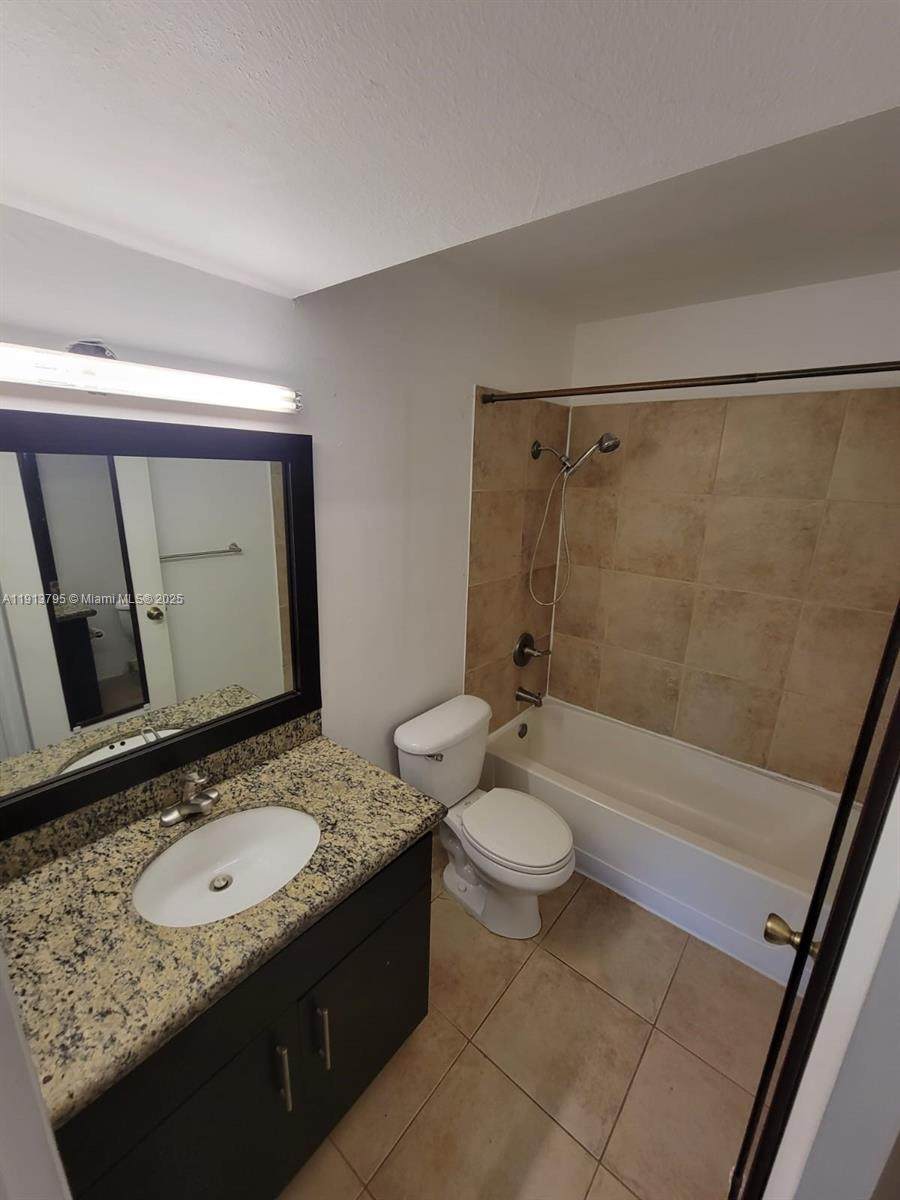 https://bt-photos.global.ssl.fastly.net/miami/orig_boomver_1_A11913795-2.jpg