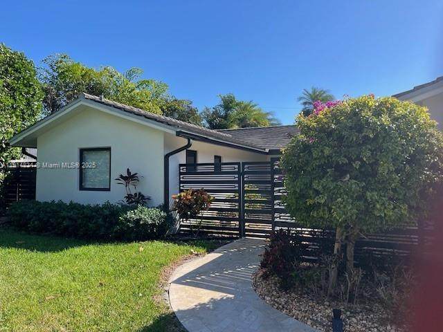 2606 Riverside Dr - Photo 1