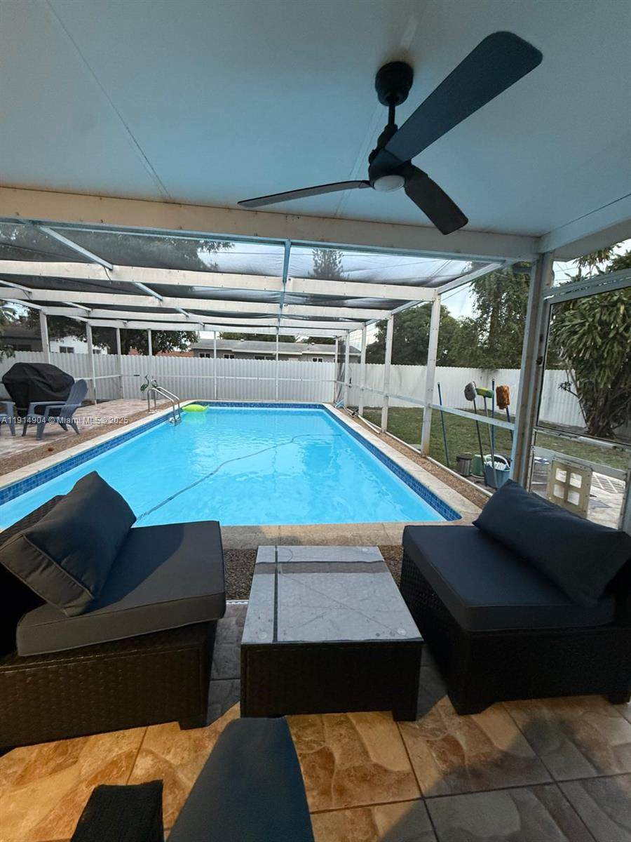 18415 42nd Pl - Photo 1