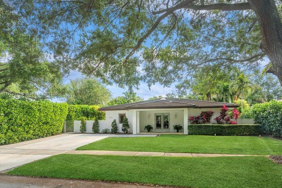 8215 63rd Pl - Photo 1