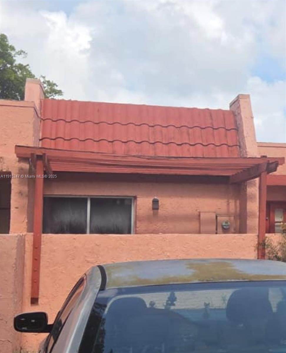 1524 56th Ave - Photo 1