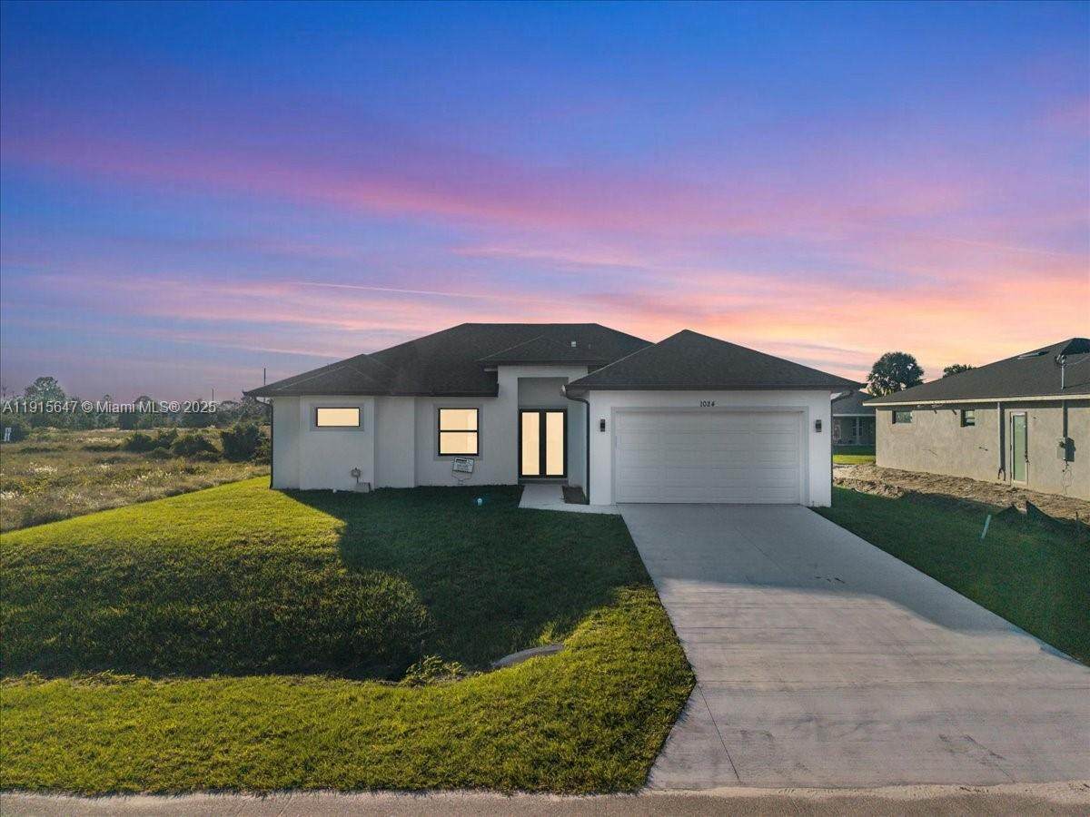 1024 Halby Ave - Photo 1