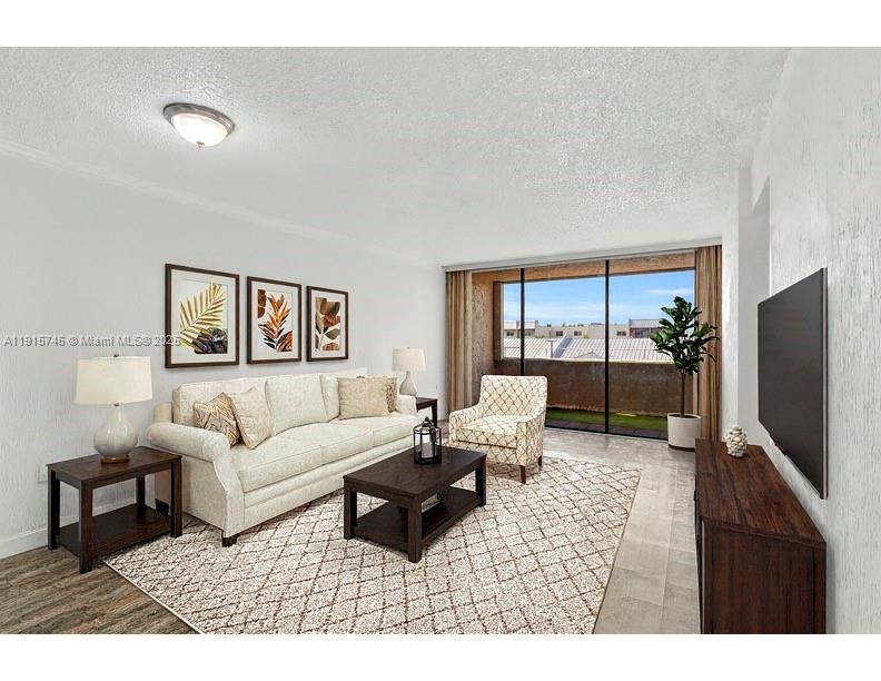 10400 108 AVE - Photo 1