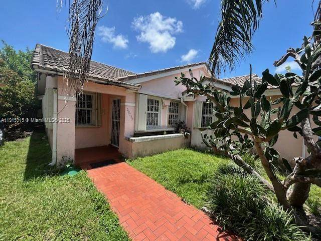 20739 86th Ct - Photo 1