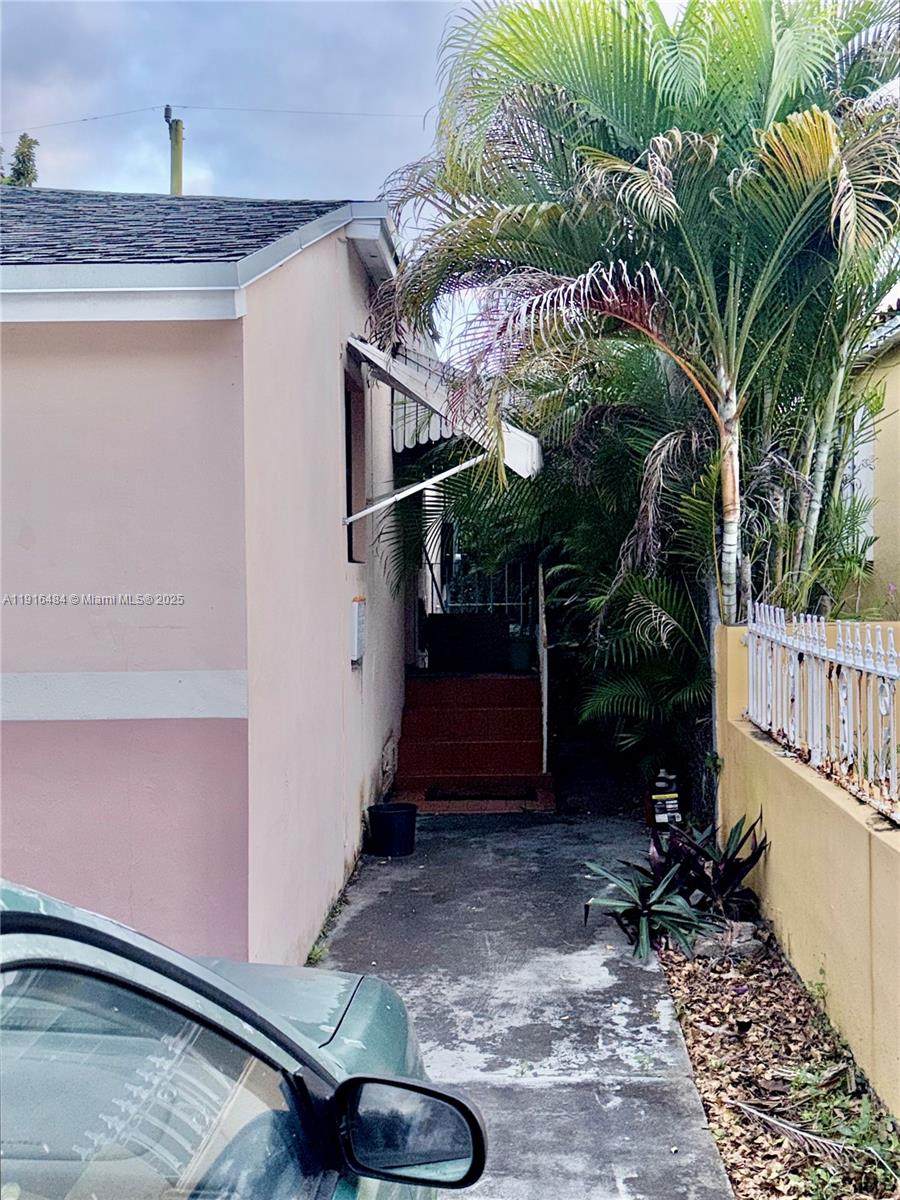 https://bt-photos.global.ssl.fastly.net/miami/orig_boomver_1_A11916484-2.jpg