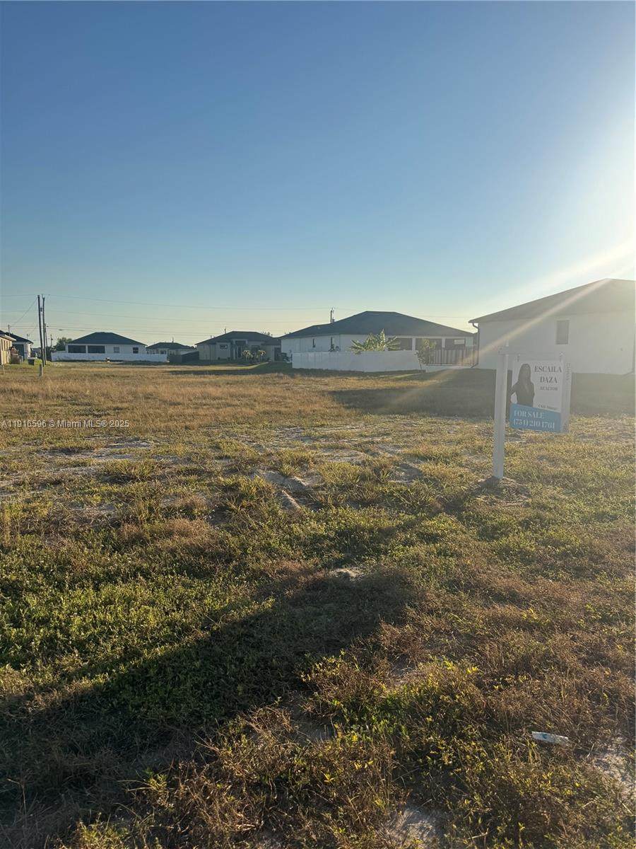  4336 NW 33RD ST - Photo 1