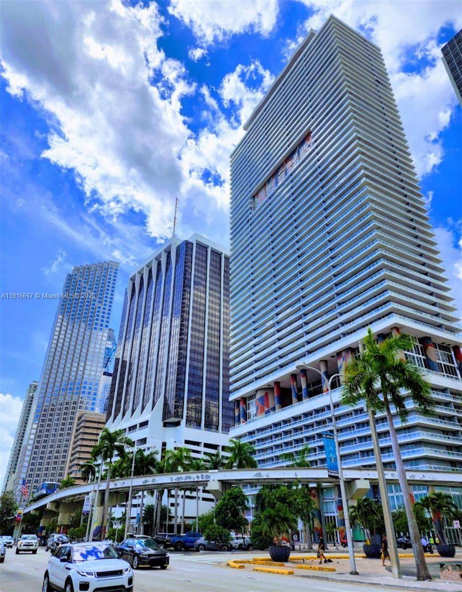 https://bt-photos.global.ssl.fastly.net/miami/orig_boomver_1_A11916617-2.jpg