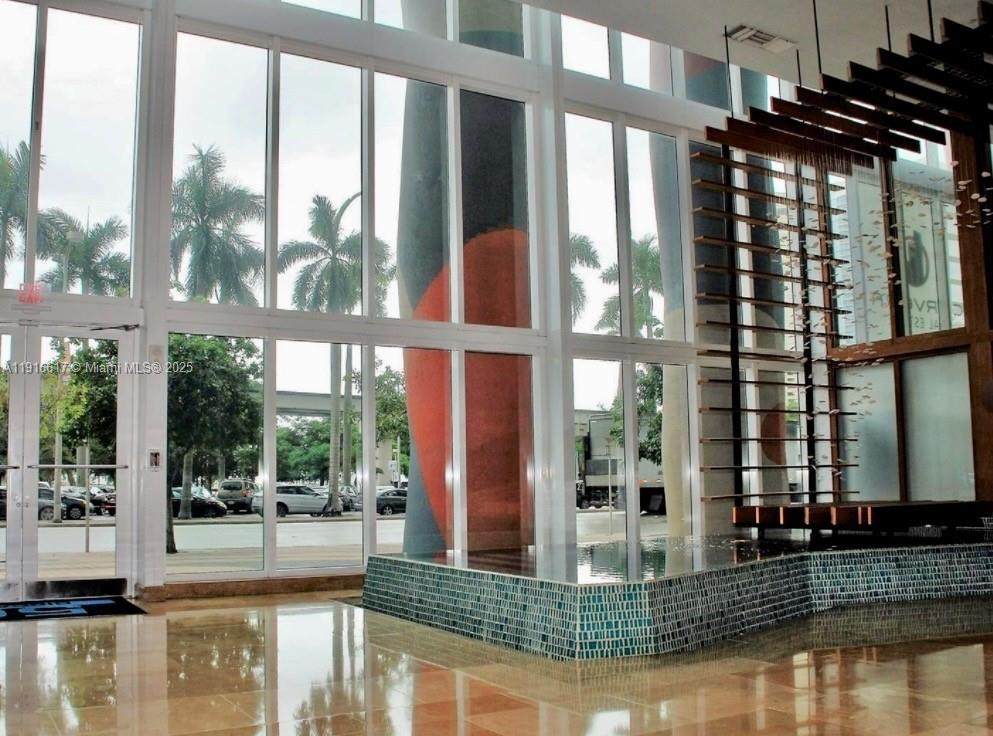 https://bt-photos.global.ssl.fastly.net/miami/orig_boomver_1_A11916617-2.jpg