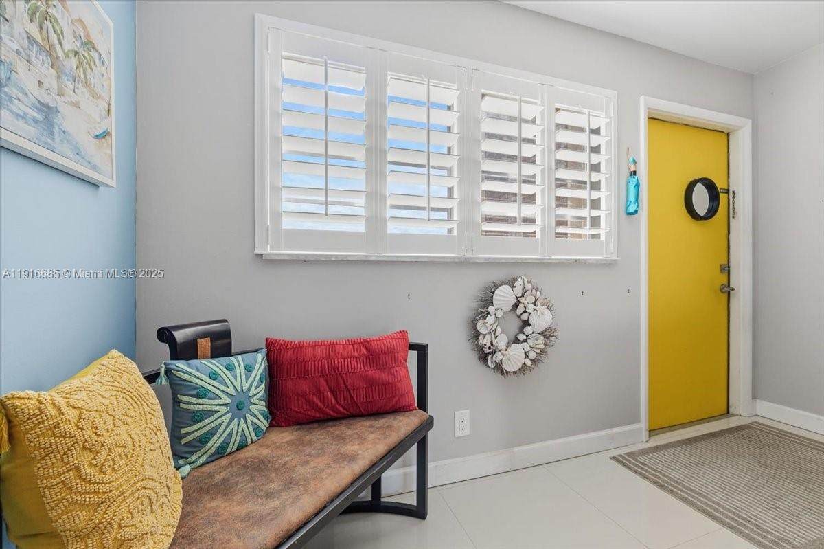 4100 Crystal Lake Dr - Photo 1