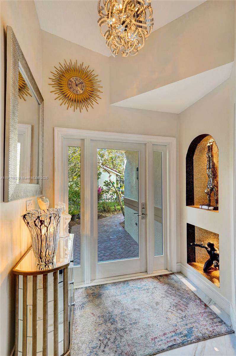 648 Palm Aire Dr - Photo 1