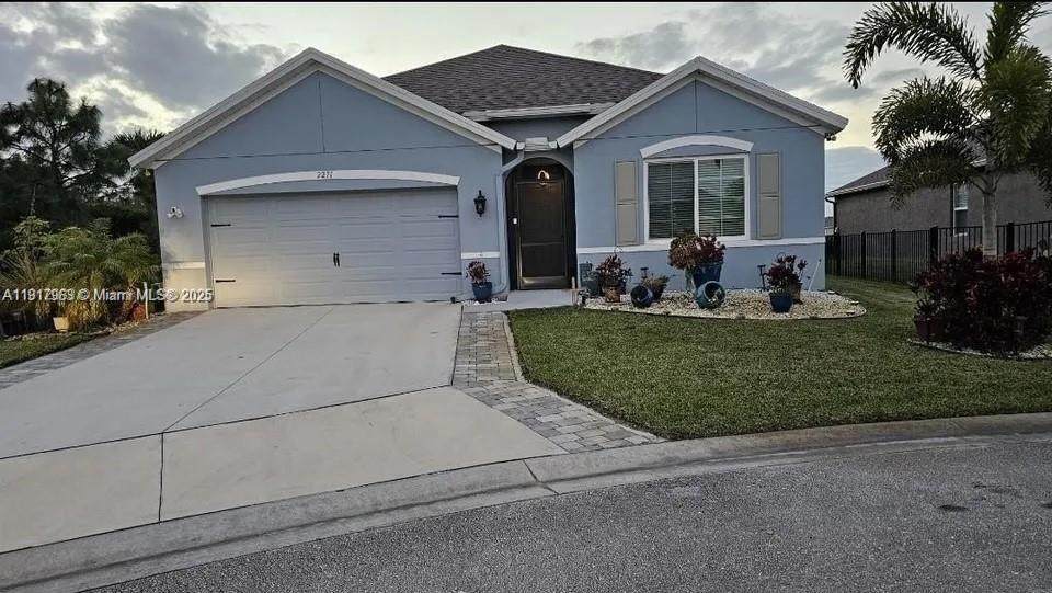 2271 Arlington Dr Sw - Photo 1