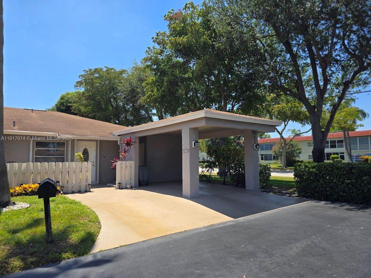 6723 Moonlit Dr - Photo 1