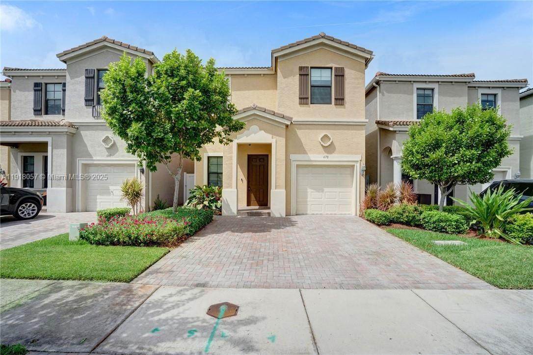 678 191st Ter - Photo 1