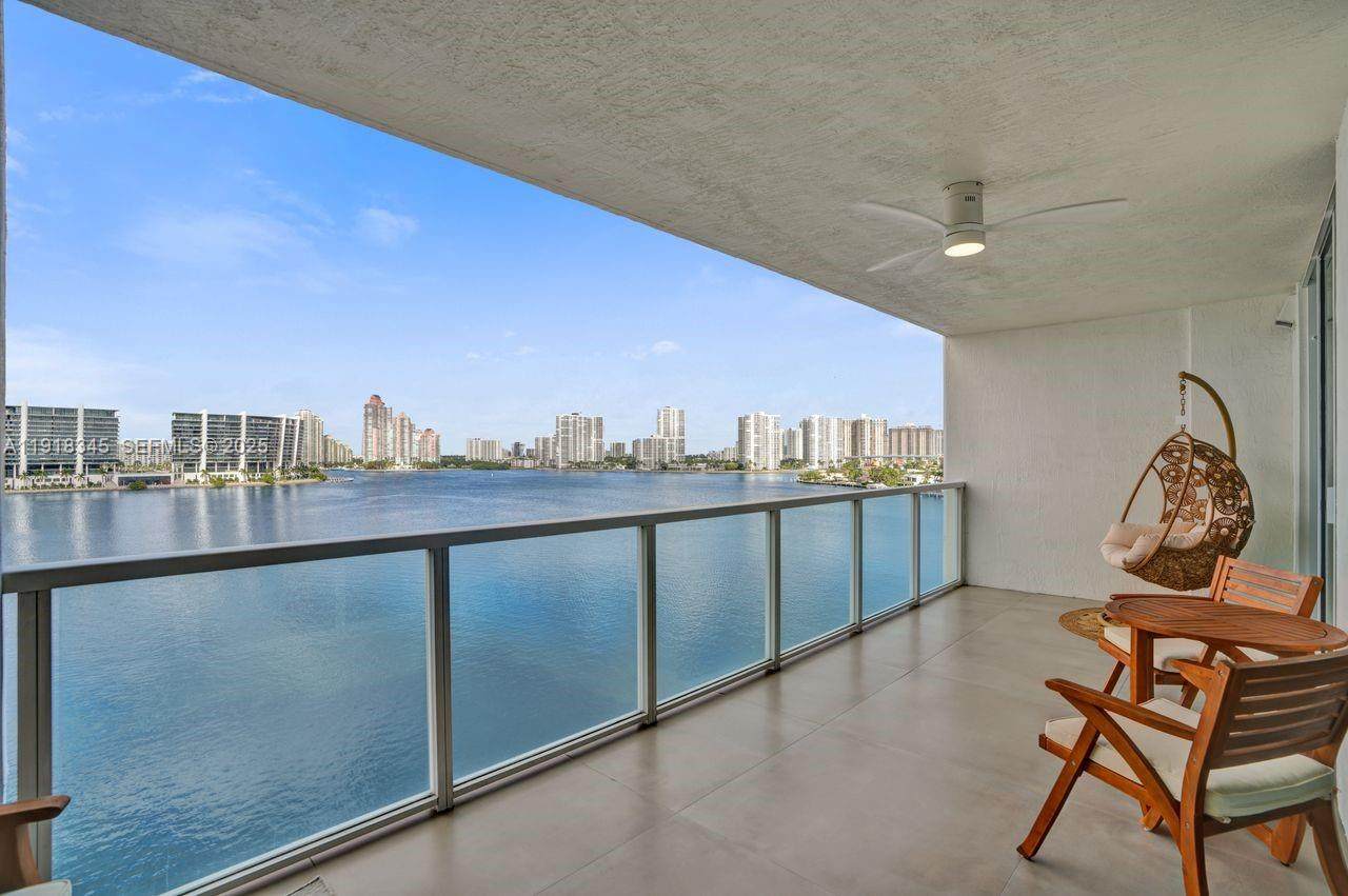 https://bt-photos.global.ssl.fastly.net/miami/orig_boomver_1_A11918345-2.jpg
