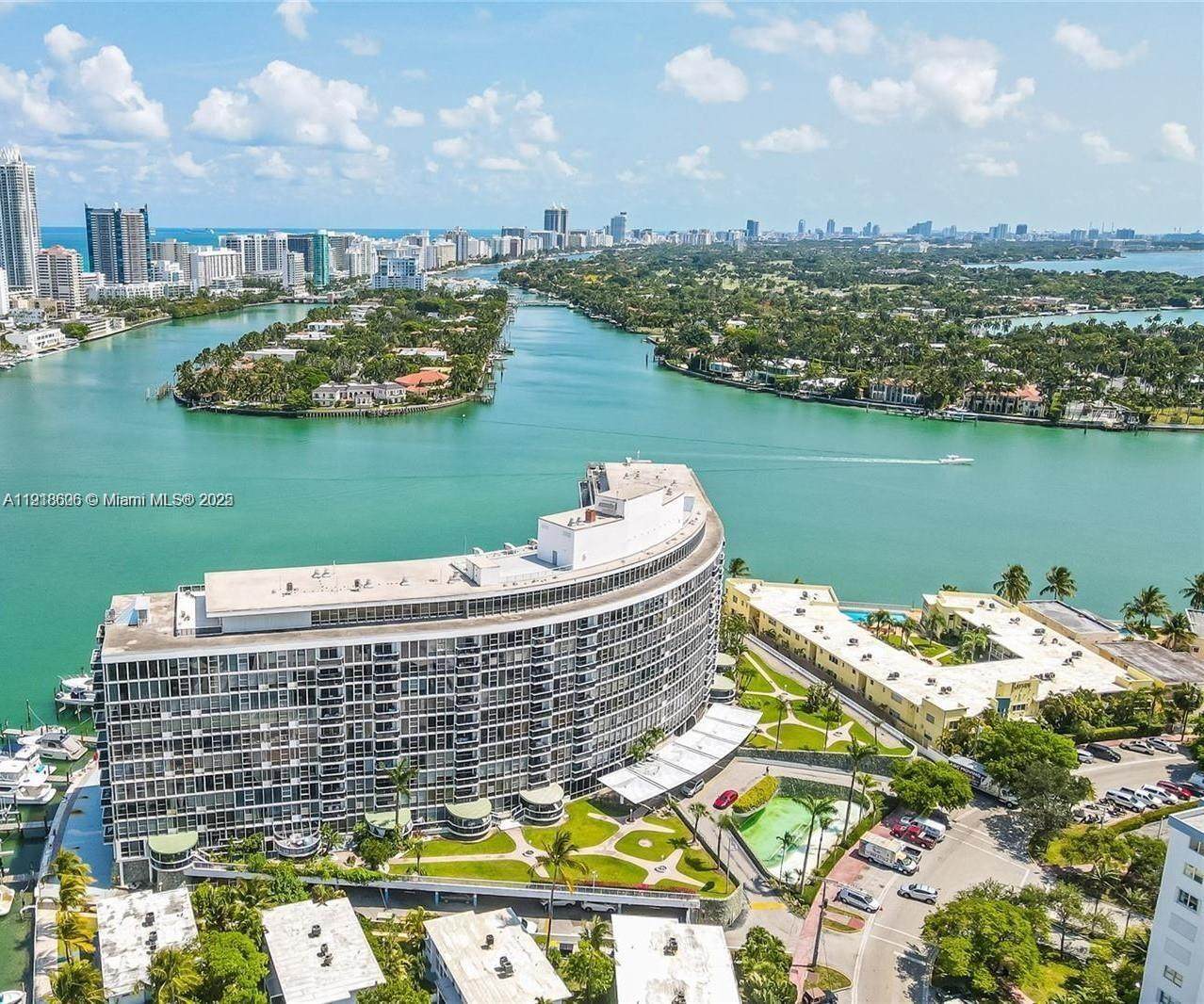 https://bt-photos.global.ssl.fastly.net/miami/orig_boomver_1_A11918606-2.jpg