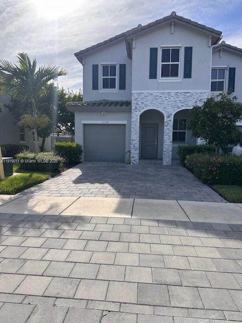 1178 26th Ter - Photo 1