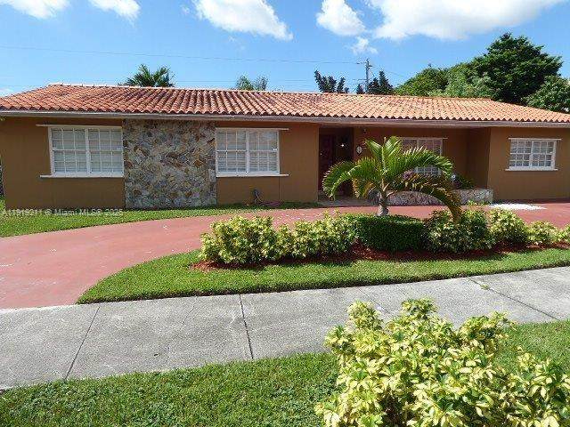 960 95th Ave - Photo 1