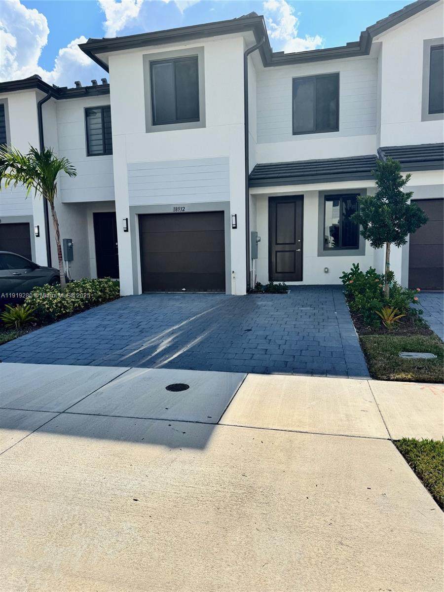 18932 344th Ter - Photo 1