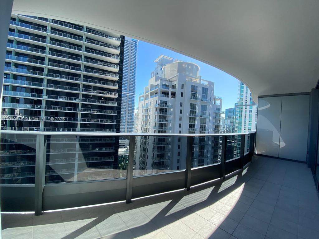 1000 Brickell Plz - Photo 1