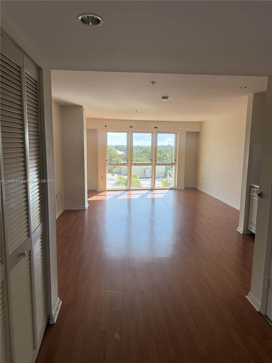 5703 72nd St - Photo 1