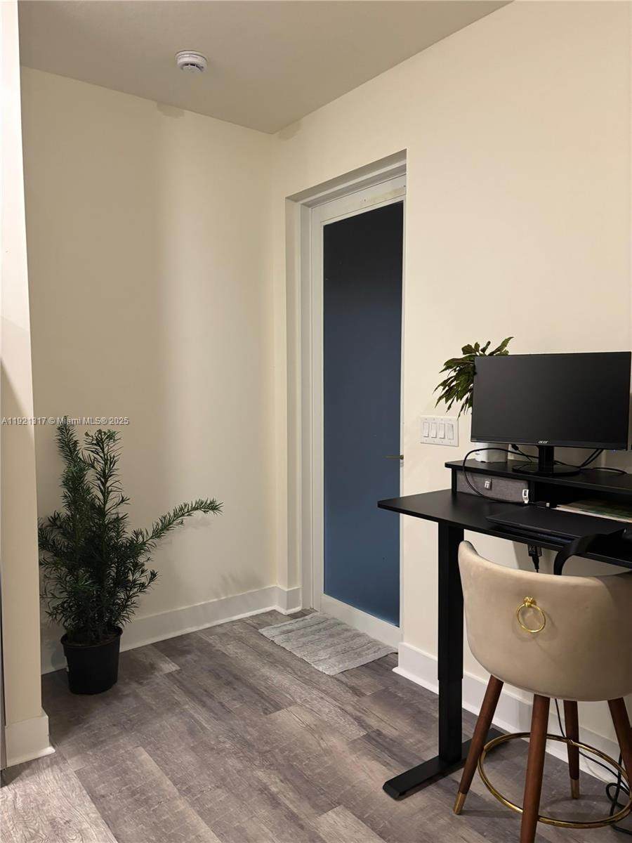 6502 105th Pl - Photo 1