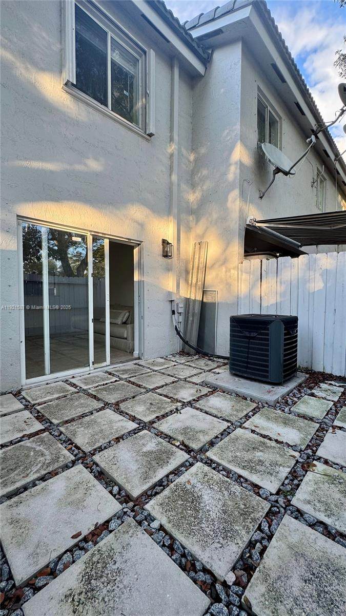 12124 143rd Ln - Photo 1