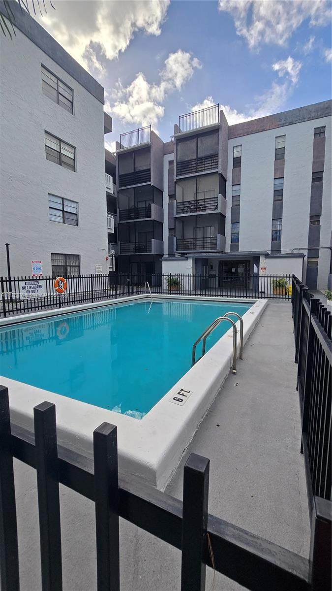 13500 3rd Ct - Photo 1