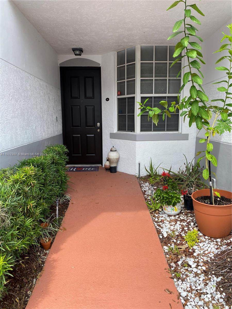 715 148th Ave - Photo 1