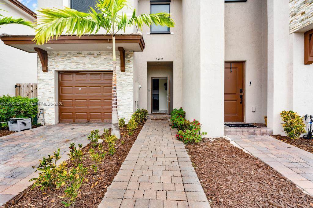 25217 107th Ct - Photo 1