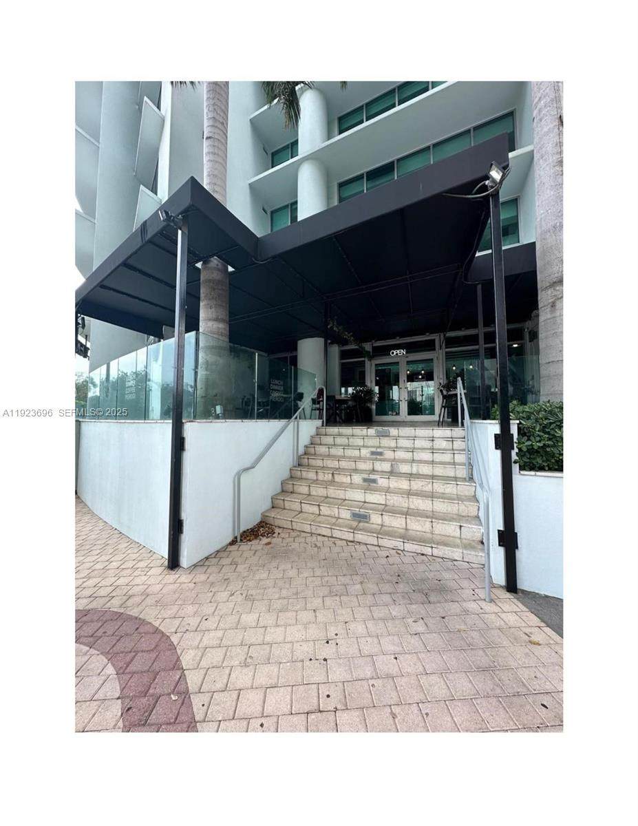 https://bt-photos.global.ssl.fastly.net/miami/orig_boomver_1_A11923696-2.jpg