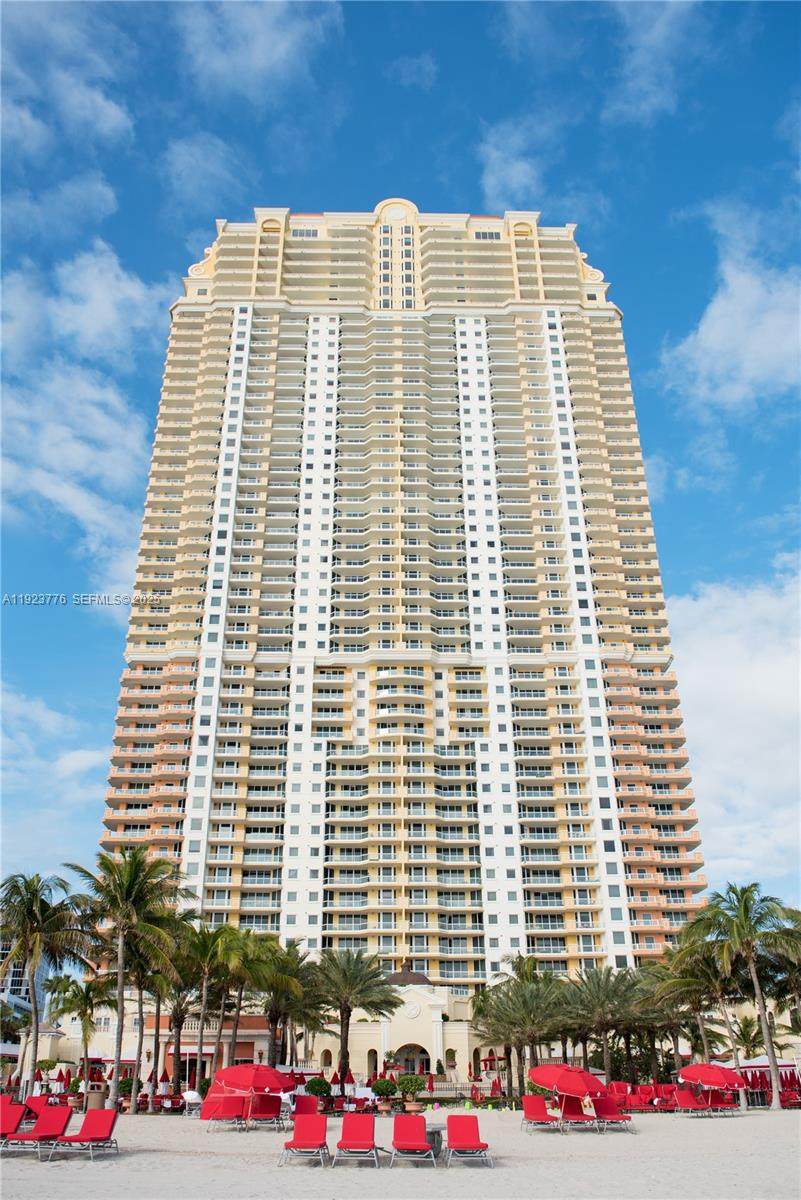 17875 Collins Ave - Photo 1