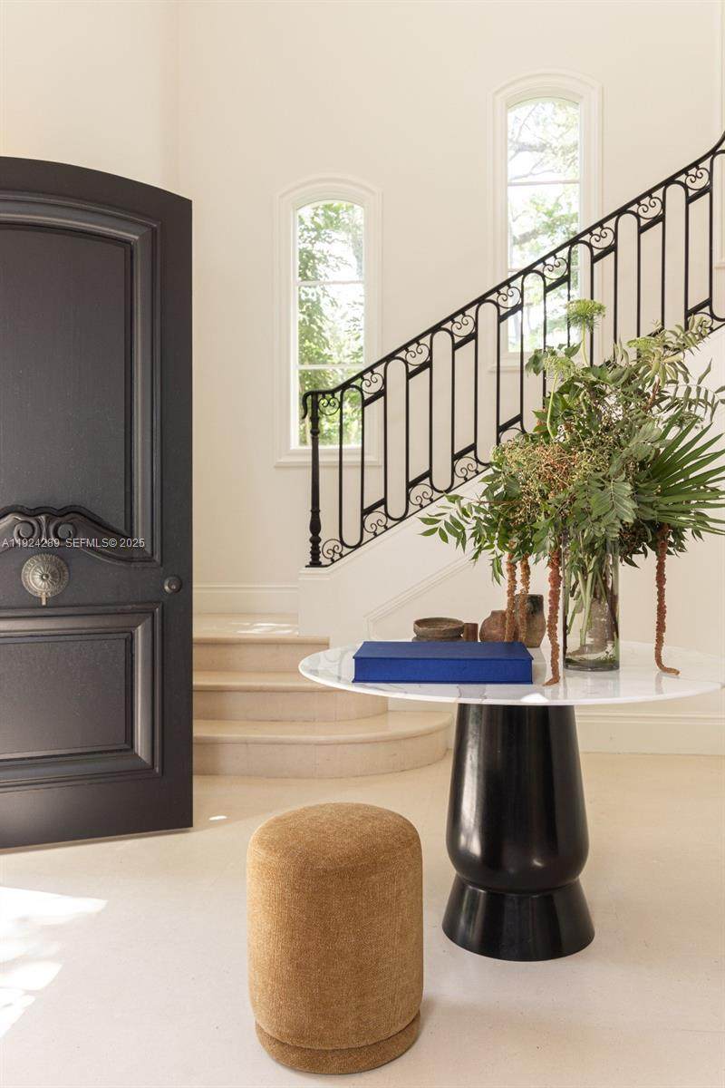 155 San Souci Dr - Photo 1