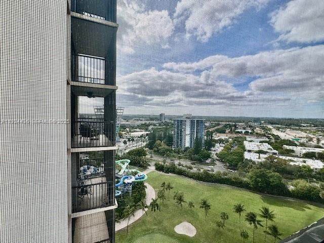 https://bt-photos.global.ssl.fastly.net/miami/orig_boomver_1_A11924436-2.jpg