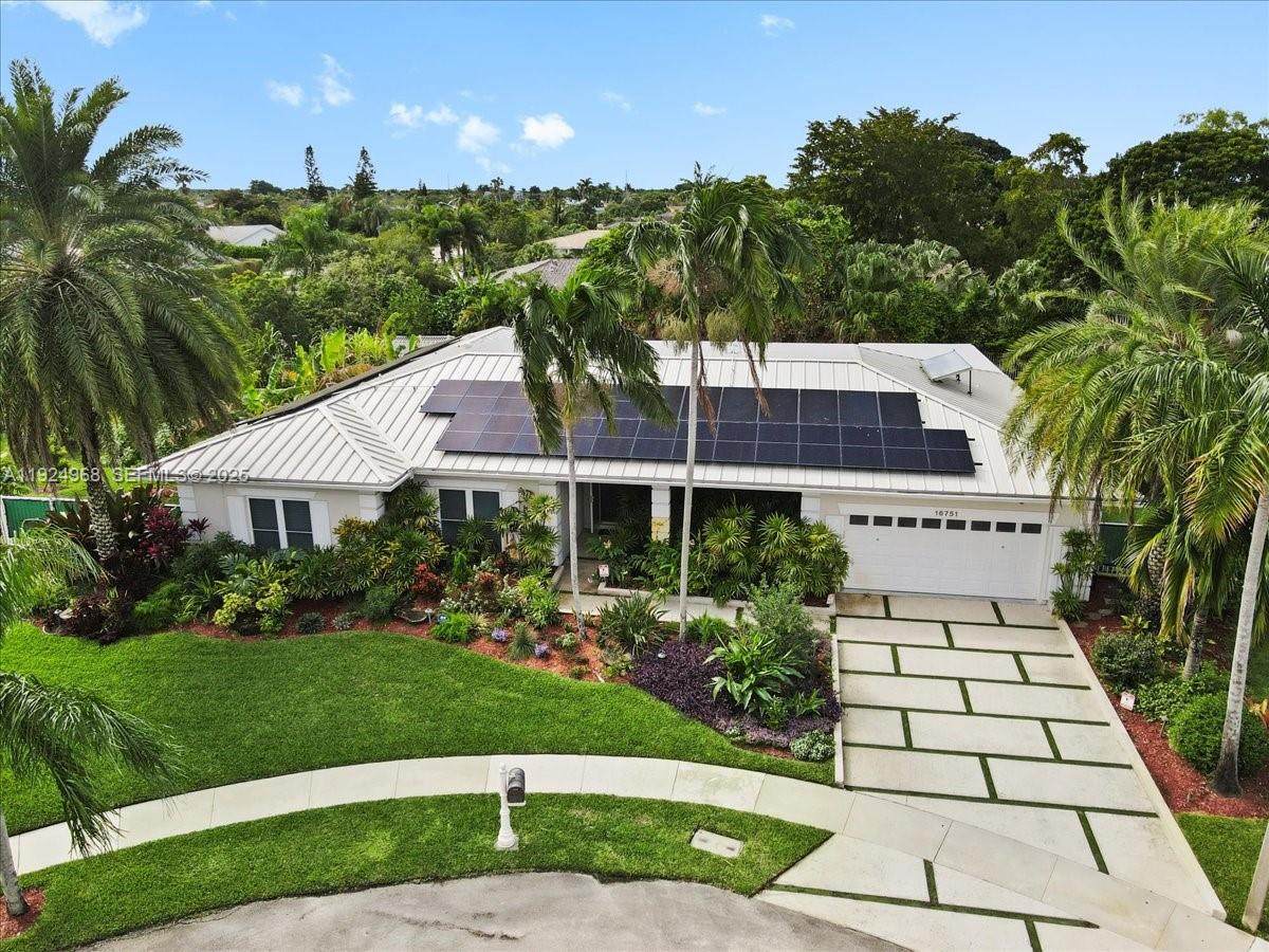 16751 Waters Edge Dr - Photo 1