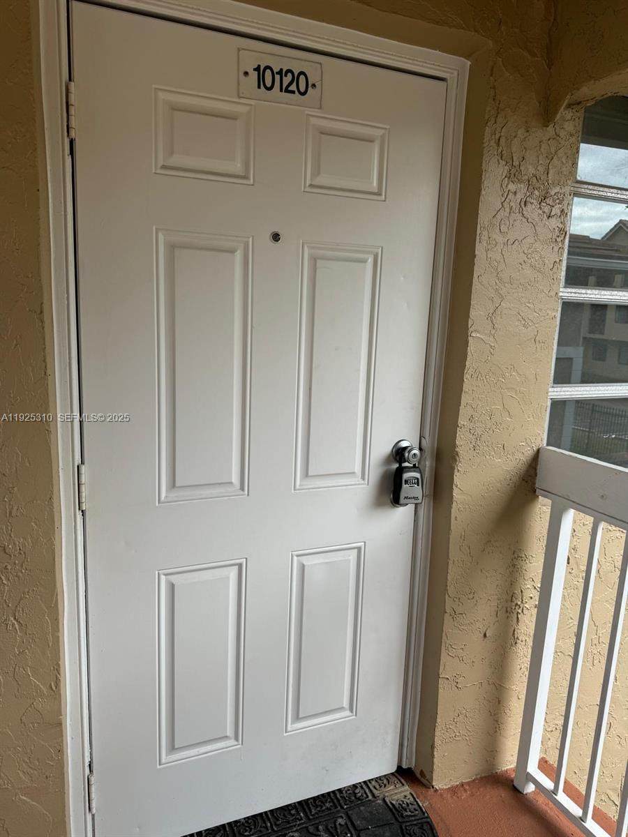 10120 Twin Lakes - Photo 1