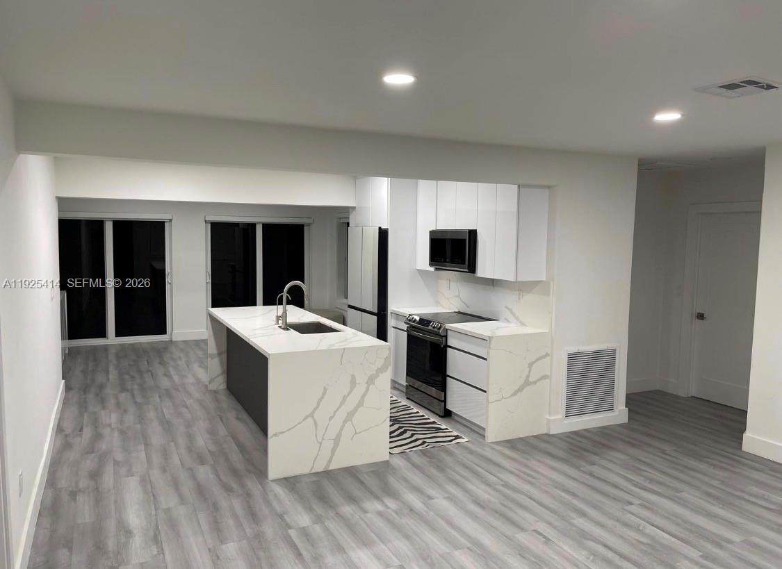 7571 Juniper St - Photo 1